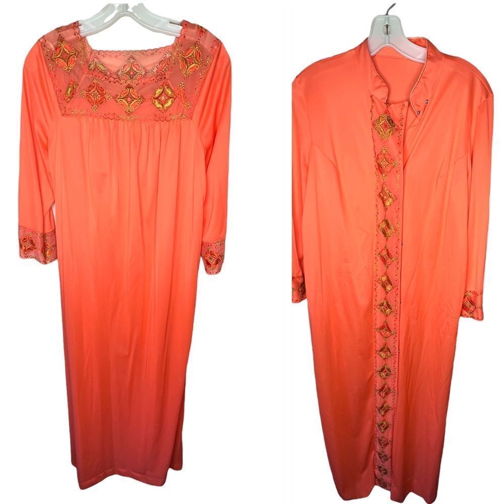 Vintage Gossard Artemis Night Gown Robe Set